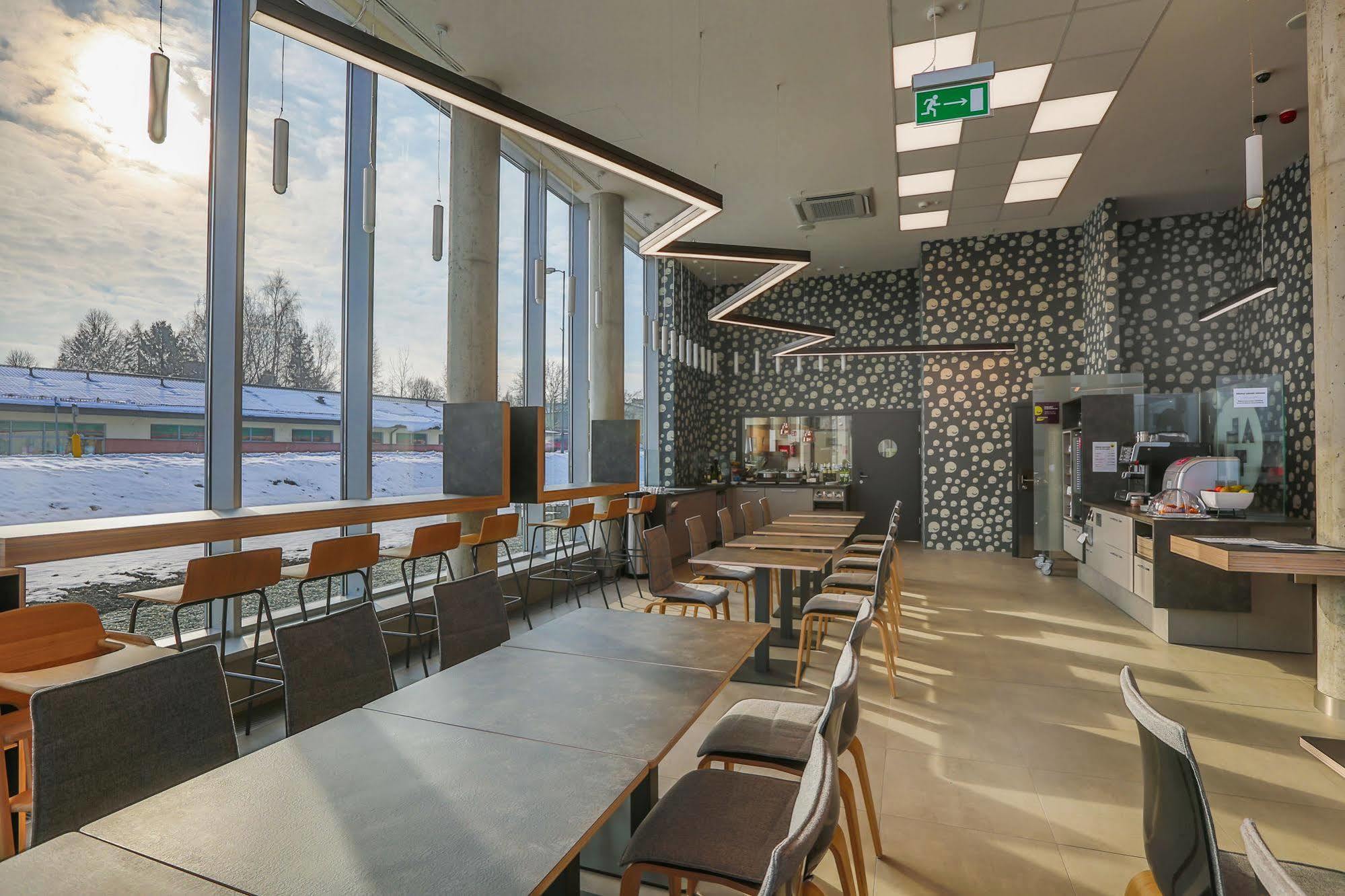 Qubus Hotel ז'ורי מראה חיצוני תמונה