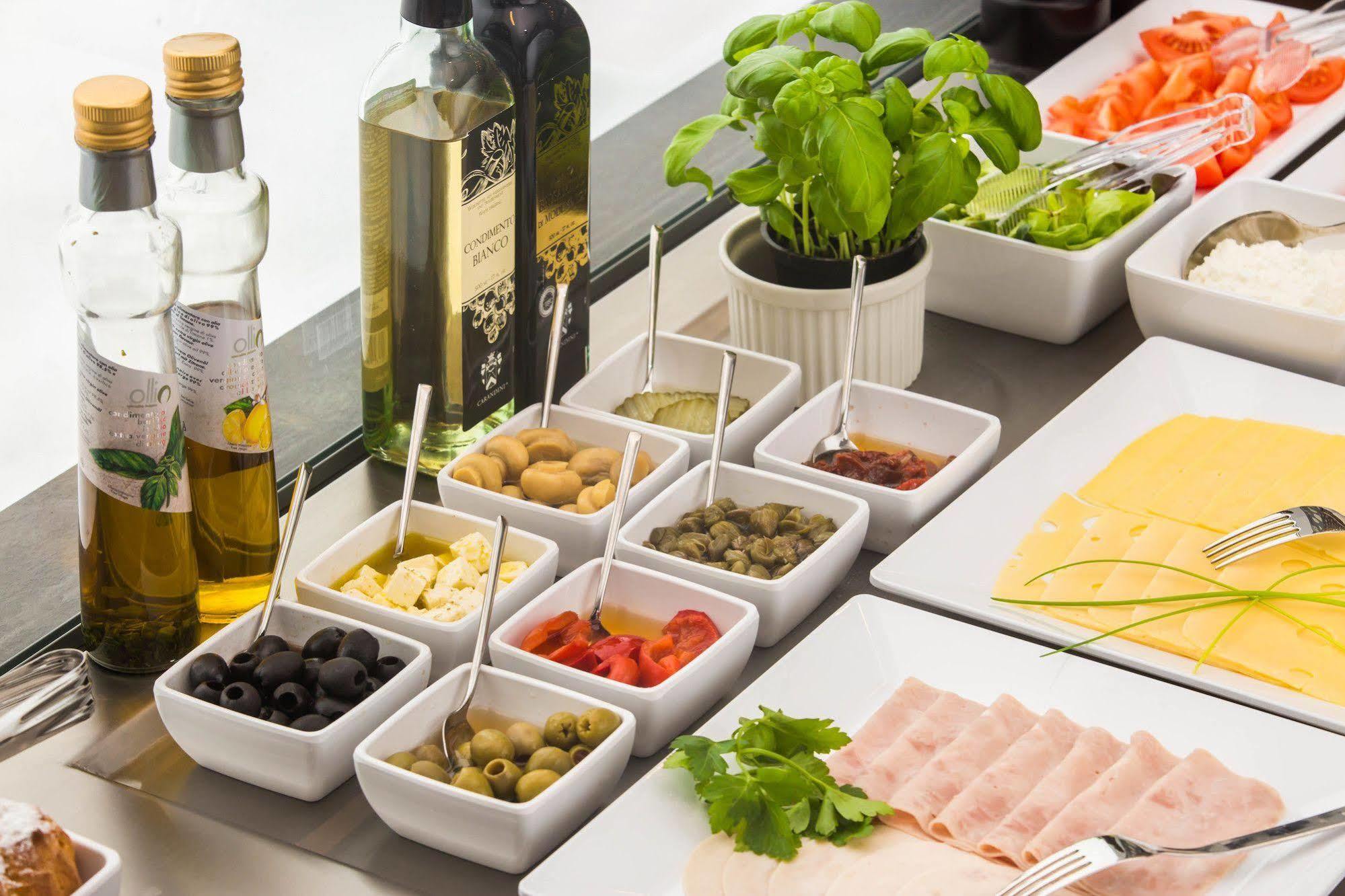 Qubus Hotel ז'ורי מראה חיצוני תמונה