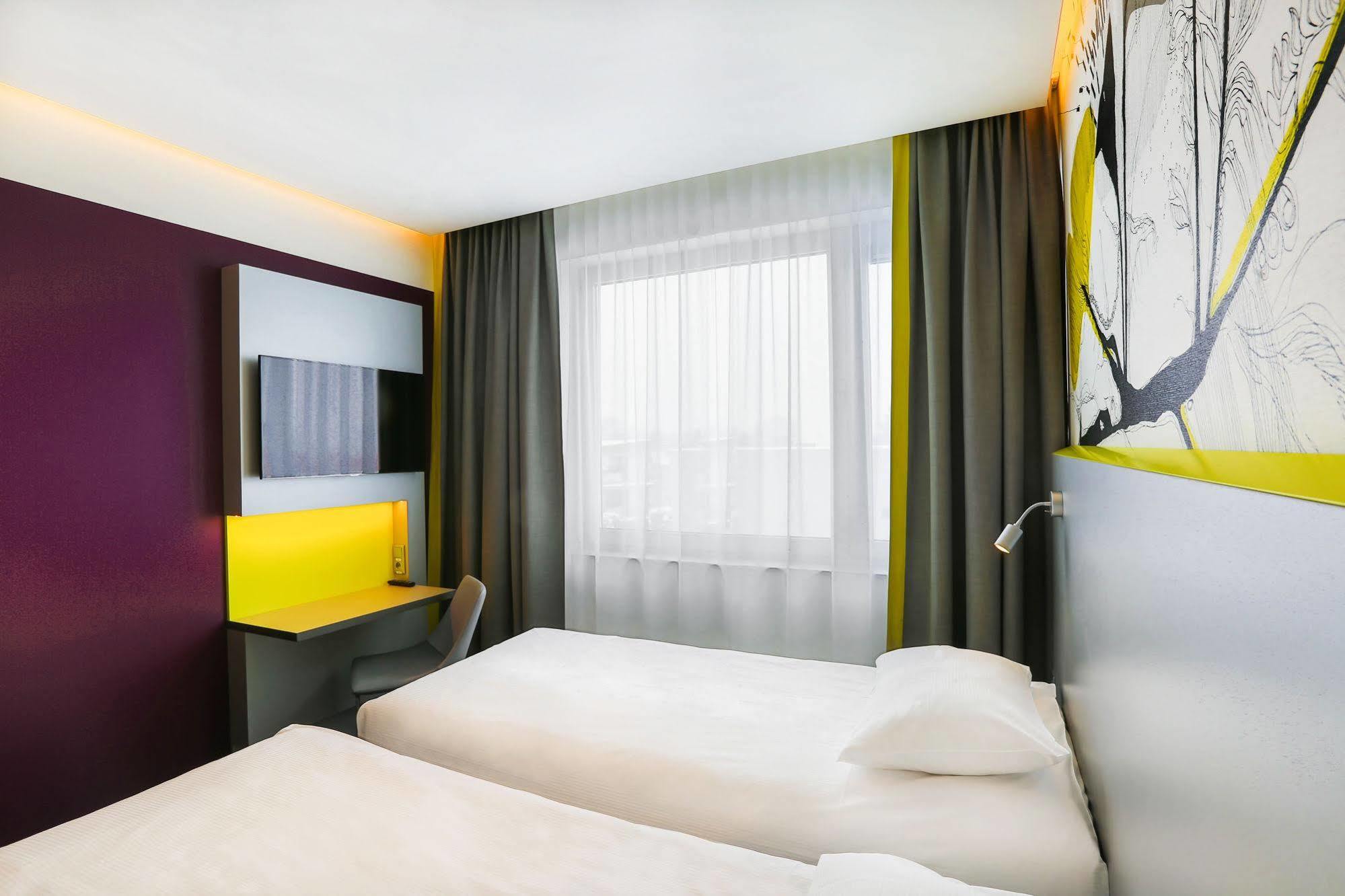 Qubus Hotel ז'ורי מראה חיצוני תמונה