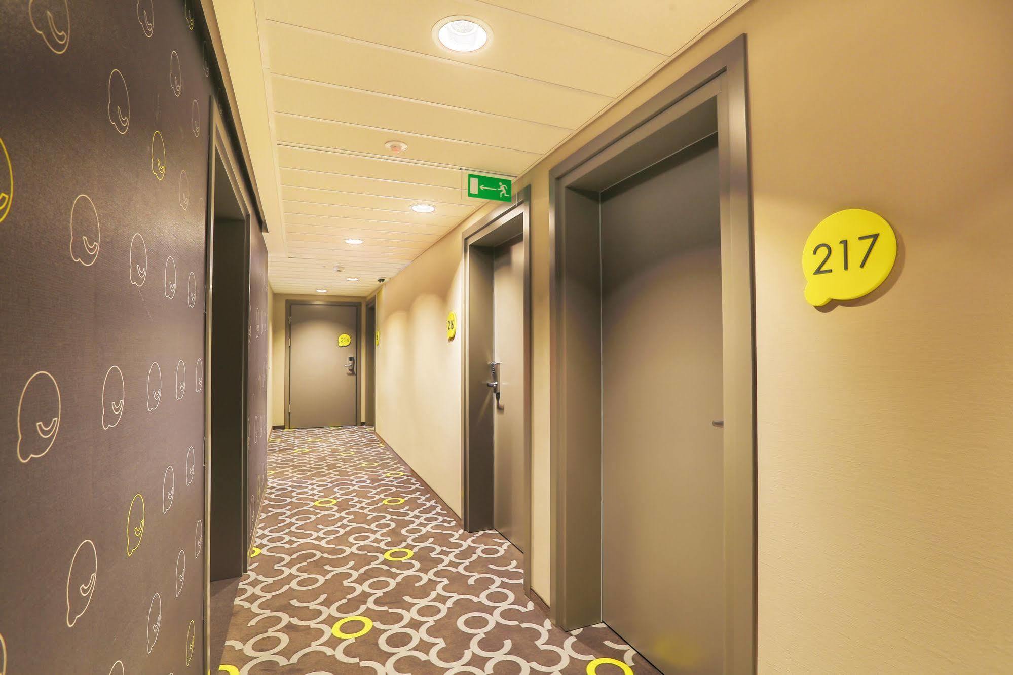Qubus Hotel ז'ורי מראה חיצוני תמונה